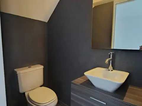 Departamento 4 ambientes con 2 baños