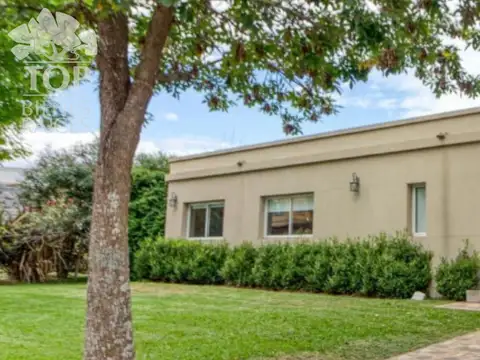 Casa-Venta-Haras Santa María-Escobar-lote interno