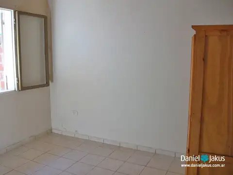 Departamento en Alquiler en Altos De San Lorenzo, $ 400.000