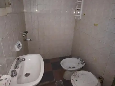 Local en Venta en Moron Sur, USD 150.000