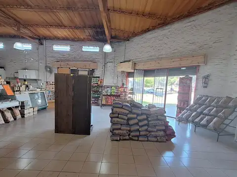 Local en Venta Via Pública