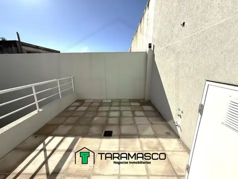 COMPLEJO EMILIO LAMARCA 1400