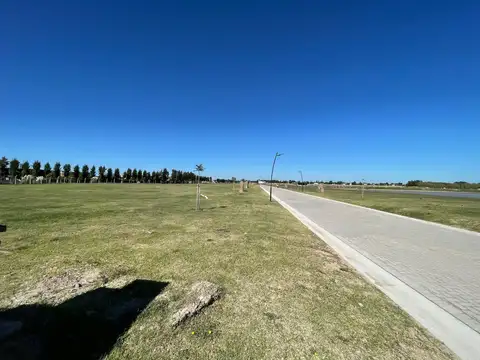 Terreno en Venta 22  mts Frente