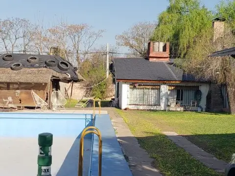 Casa en Venta con 1 cochera