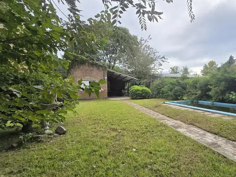 Venta / Permuta casa con pileta. Lote 440 m2 forestado y parquizado. Pueblo Esther