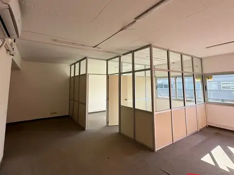 Oficina en Venta en Pilar, USD 85.000