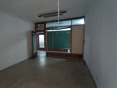 VENDE LOCAL COMERCIAL EN MICROCENTRO CORRIENTES
