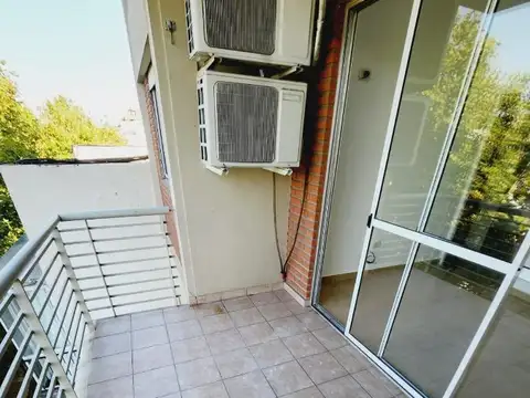 Departamento en Alquiler en Villa del Parque, $ 950.000