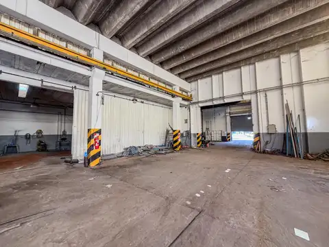 ALQUILER - DEPOSITO - 2800 M2 - BURZACO
