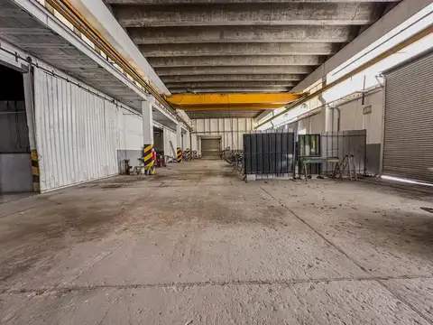 ALQUILER - DEPOSITO - 1400 M2 - BURZACO