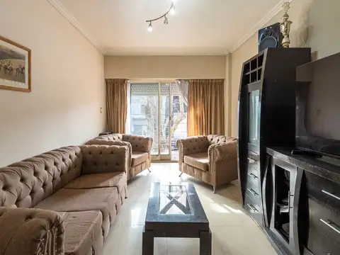 Venta depto, 5 amb. balcon, 2 baños, V. Urquiza