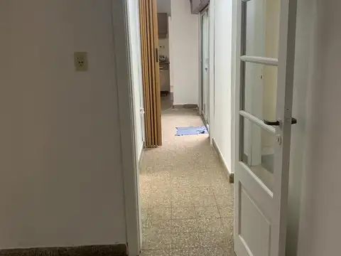 Casa en Alquiler en Bernal, $ 690.000