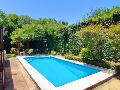 Casa en Venta en La Lucila, USD 400.000