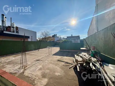Casa 5 Amb de 108m2 - Lote propio con patio y terraza