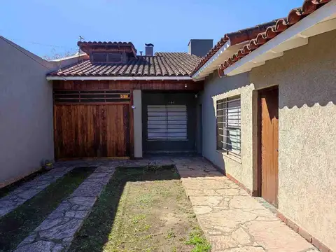 Depto Tipo Casa en Venta 51 años