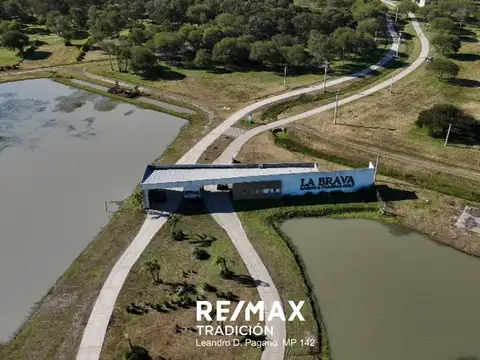 VENTA Terreno La Brava Barrio & Chacras Golf