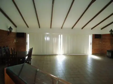 Casa en Venta al Oeste