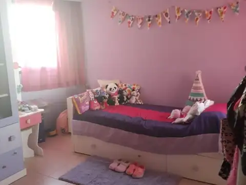 Departamento 5 ambientes con 2 baños