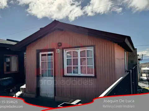 Casa 4 ambientes con 2 baños