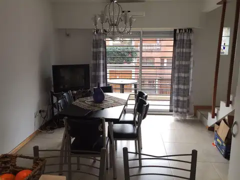 Depto Tipo Casa en Alquiler de 2 ambientes