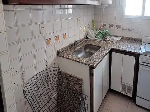 Hermoso 3 ambientes, Apto Profesional, Cocina Separada - Seguridad las 24 hs