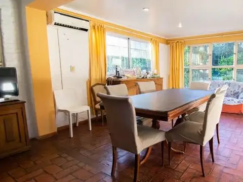 Casa en Venta en 14/490 y 492 Manuel B Gonnet - Alberto Dacal Propiedades