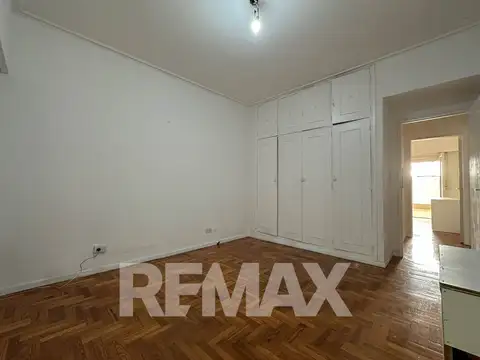 Depto Tipo Casa 4 ambientes con 2 baños