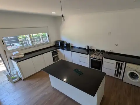 moderna casa en barrio del lago candelaria