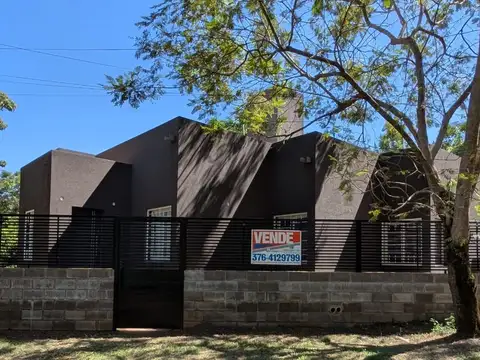 moderna casa en barrio del lago candelaria