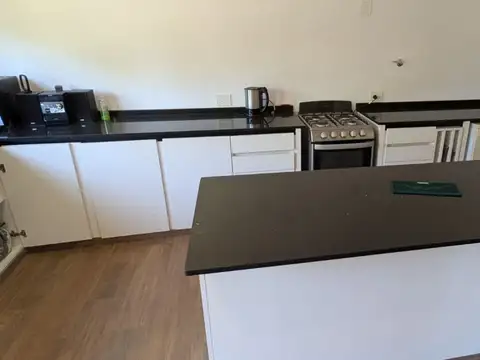 BARRIO DEL LAGO 100