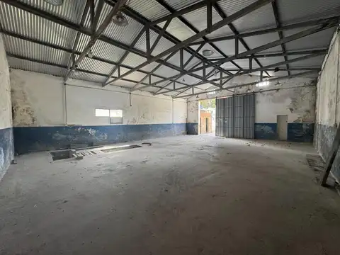 GALPON 150M2 SOBRE AV. SAN MARTIN EN ALQUILER BAIGORRIA