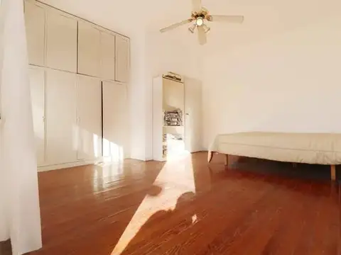 Casa en Venta en Mataderos, USD 319.000