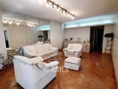 Departamento en Venta en Barrio Norte, USD 215.000