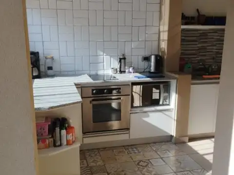 Chalet Refaccionado en su Totalidad