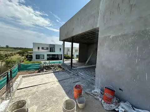 Casa  en Venta en Araucarias, Puertos, Escobar