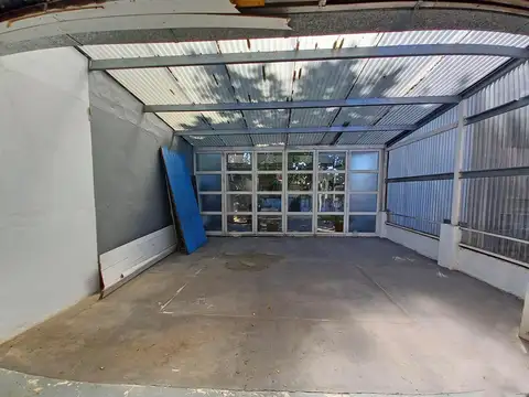 Local en Venta 70 años