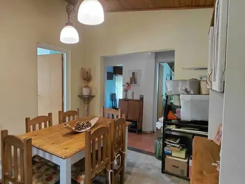 CASA 3 AMB. VENTA ITUZAINGO, LOTE 571M2 -PERMUTA