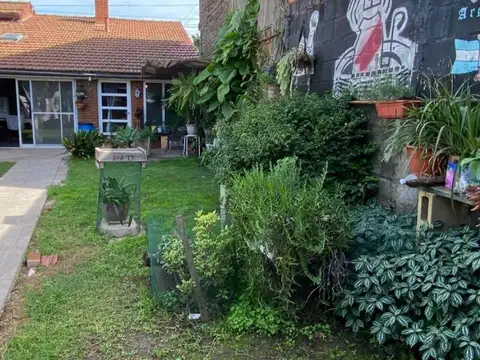 VENTA CASA + DEPTO IMPECABLES MALVINAS ARGENTINAS