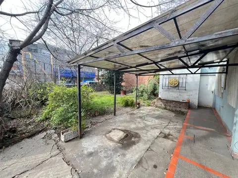 Casa en Venta en Valentin Alsina, USD 170.000