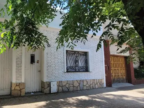 Casa en Venta en Villa Devoto, CABA - 4 Ambientes