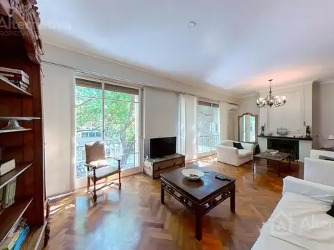 Depto Tipo Casa en Venta de 5 ambientes