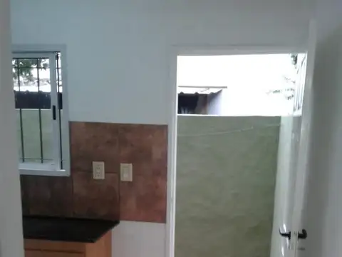 Departamento en Alquiler en Moron Sur, $ 300.000
