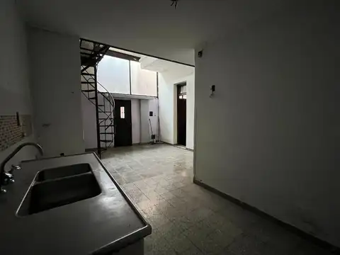 Depto Tipo Casa en Venta 61 años