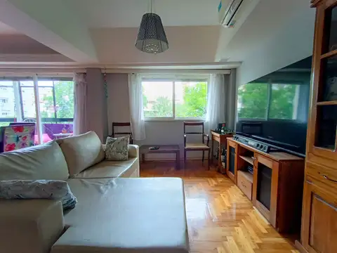 Departamento 4 ambientes con 2 baños