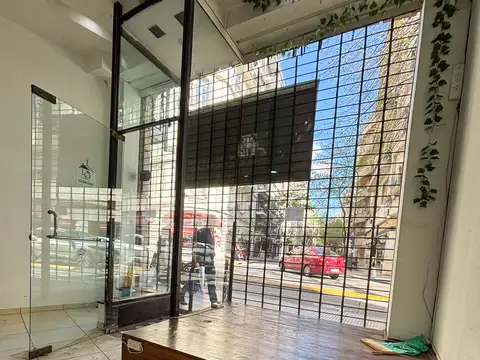 Local en Venta 70 años