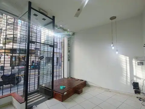 Local en Venta 70 años