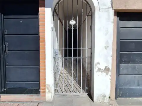 VENDO DEPTO 2 AMB. INTERNO SAN JUSTO CENTRO SIN EXPENSAS !