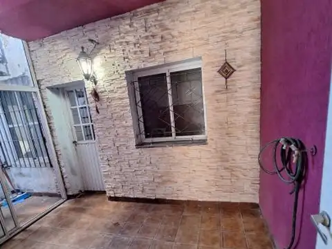 Depto Tipo Casa en Venta de 2 ambientes