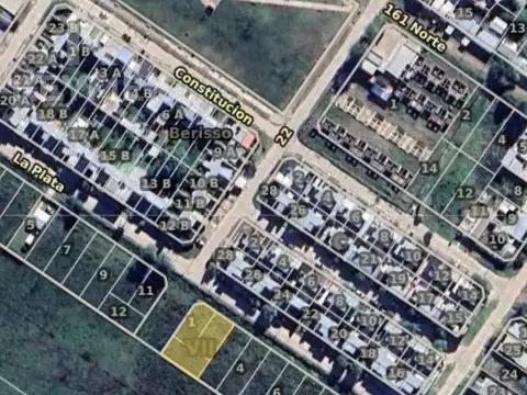 Terrenos en venta (2 lotes de 200m2 c/u). 160 y 22 Berisso