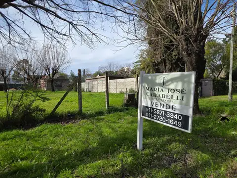 Venta de terreno en Villa Udaondo